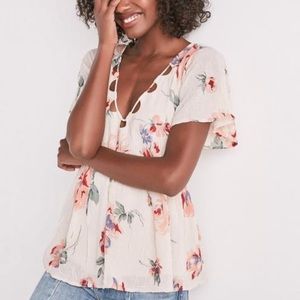 Lucky Brand Floral Flutter Sleeve Baby Doll Top